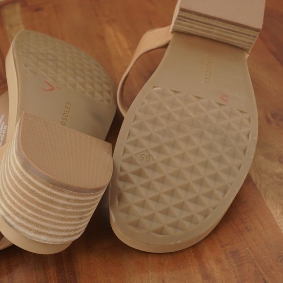 Aerosoles Womens California Sandals Block Heel Ankle Strap Gold Buckle Beige 9.5 - Picture 9 of 9